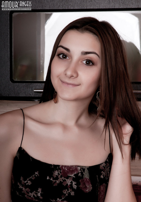 Валерия, 19